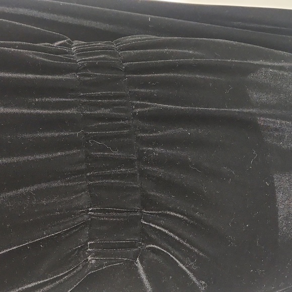 The Limited Black Velvet Plunging V-Neck, XL - Picture 8 of 12